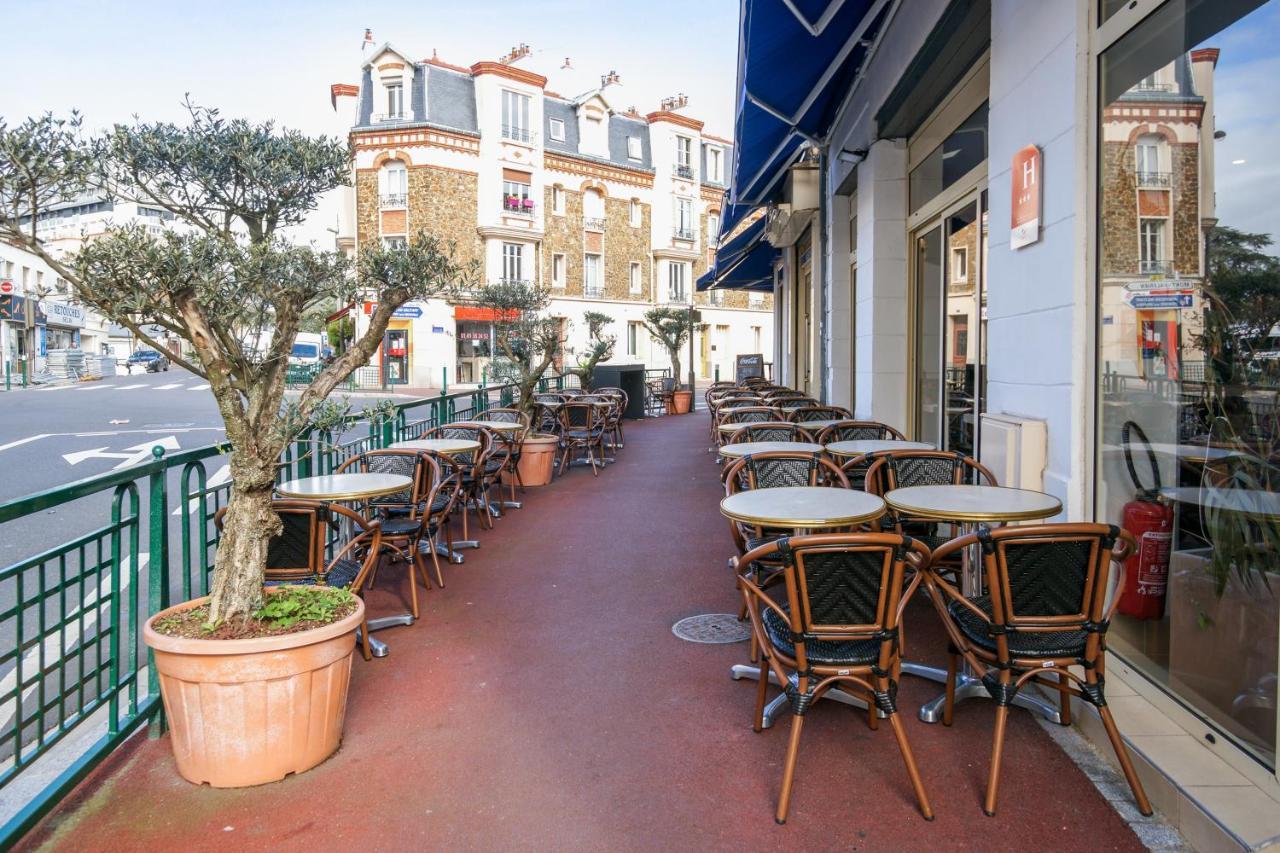 Le Theatre Hotel Suresnes Exterior foto
